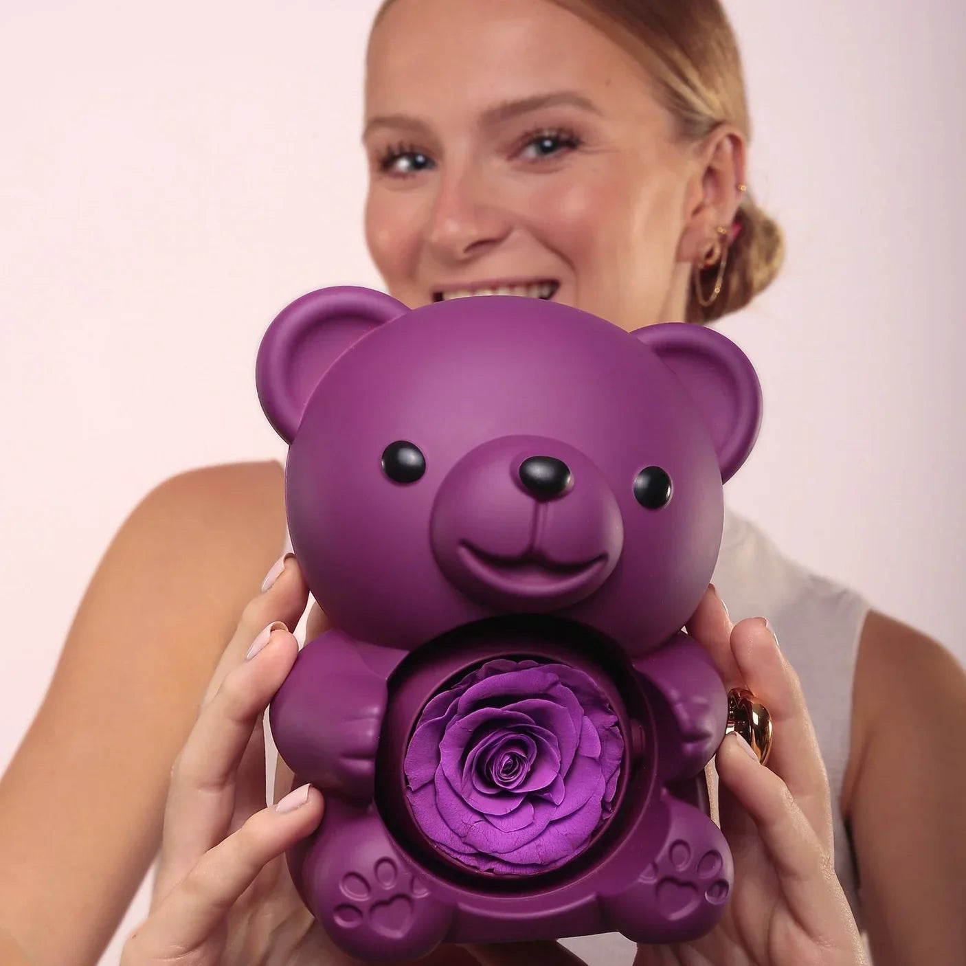 Ours en Rose Éternelle & Collier Personnalisé